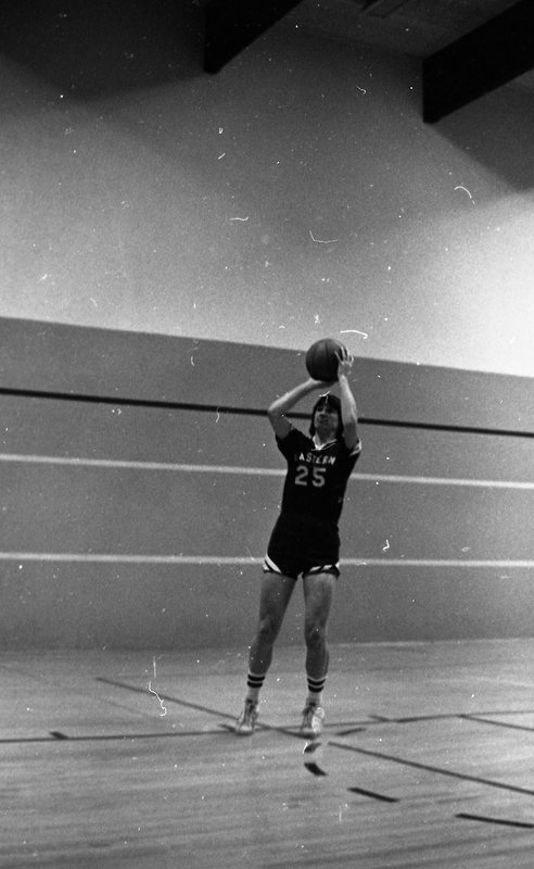 1981 Women's Basketball Action, Practice 12