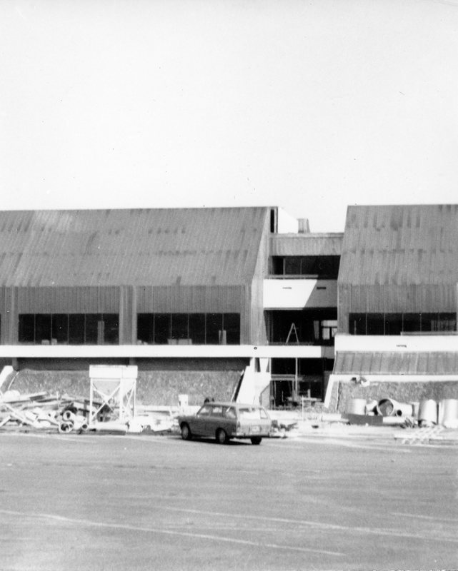 1972 Hoke Hall Construction 12