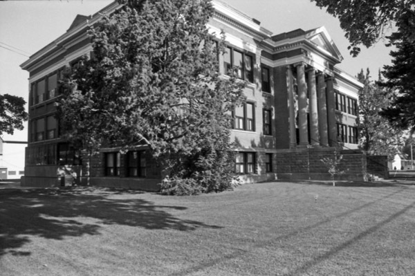 Union, High School 8