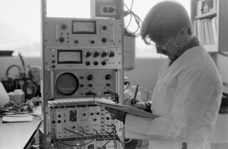 1975 Science, Physics Student 12