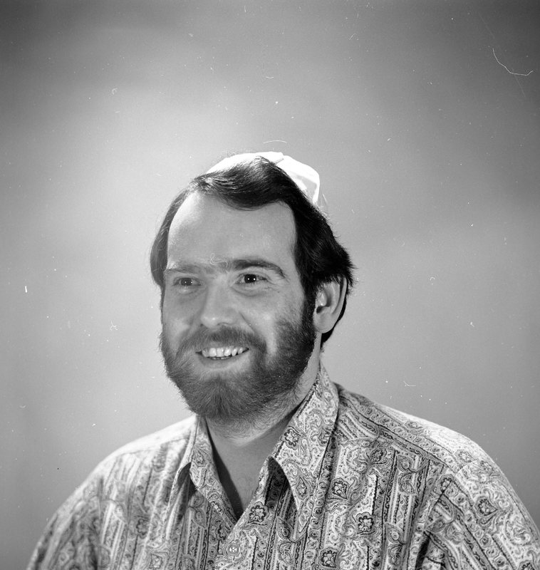 1973 "Fiddler on the Roof" Cast 01