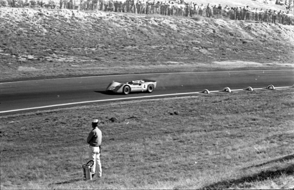 California, Car Races 16