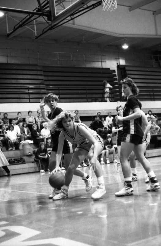 1988 Women's Basketball Action, Concordia at EOSC 21