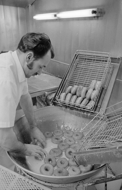 1974 Employee, Unidentified Cook 05