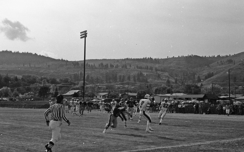 1983 Homecoming, Game 02