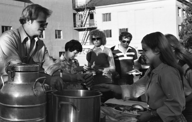 1980 Students, BBQ