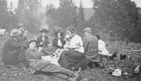 Reuter Group-D, Picnic 8