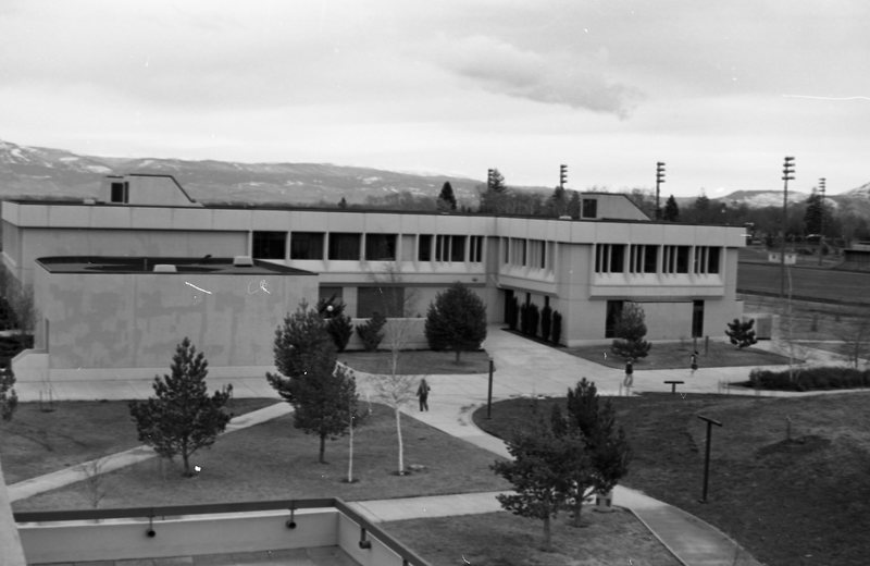 1982 Zabel Hall 02