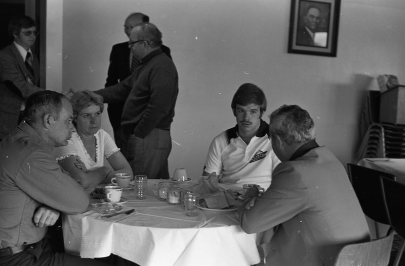 1981 Parent's Weekend, Sunday Breakfast 06