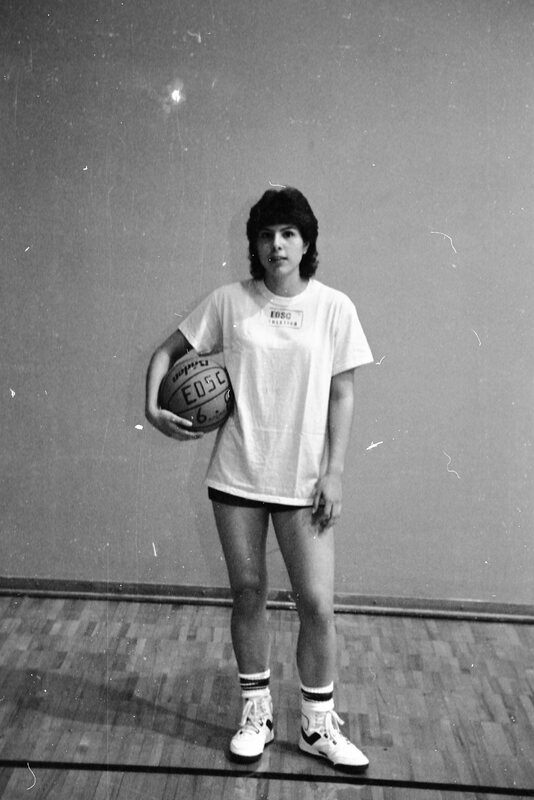 1985 Women's Basketball Players, October Portraits 05