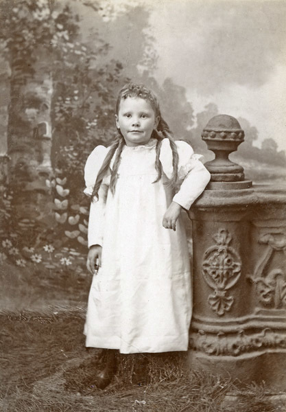 Portrait - Lang, Anna