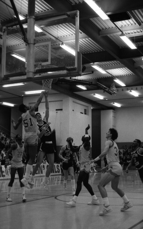 1986 Basketball Action , EOSC vs. OIT 04