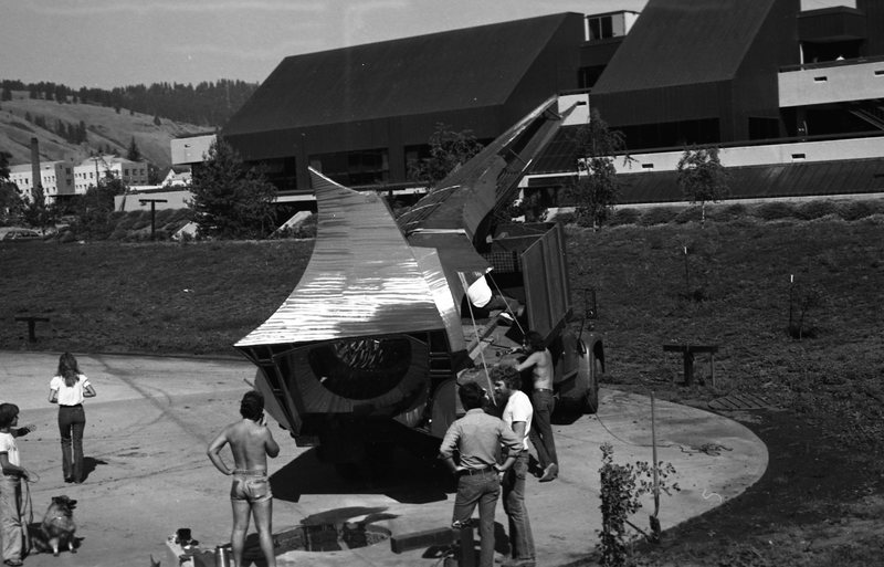 1981 Sculpture, Amphitheater Install 13