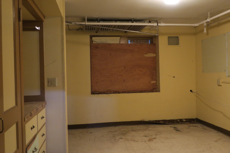 Dorian and Hunt Hall 285