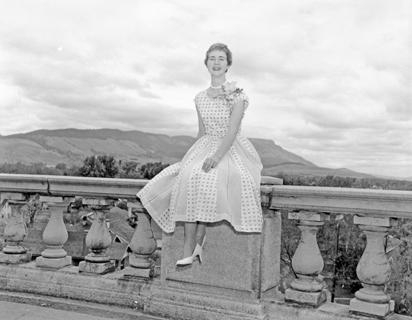 1957 Evensong Queen 1-2