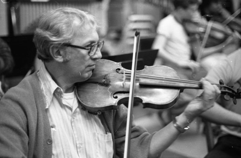 1981 Symphony Orchestra, Rehearsal 15