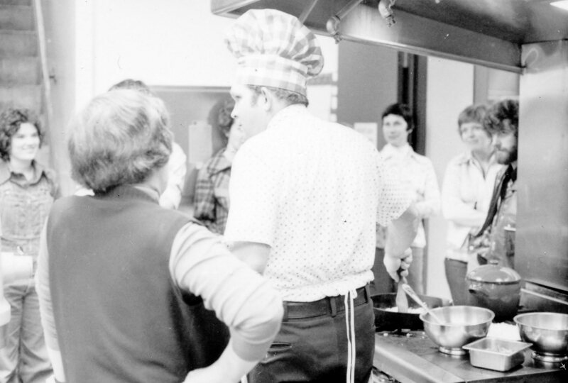 1976 Classroom Kitchen, Cooking 03