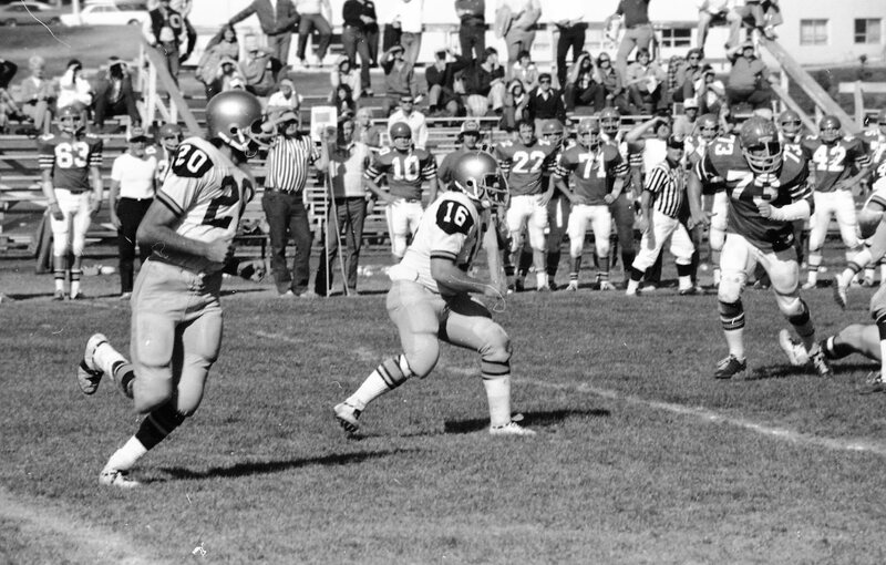 1974 Football Action 09