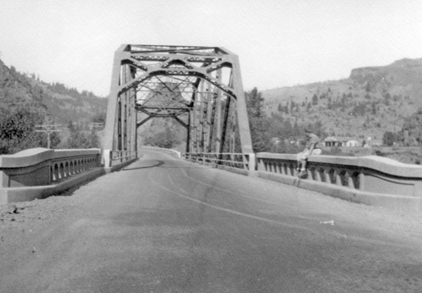Oregon, Bridge 1