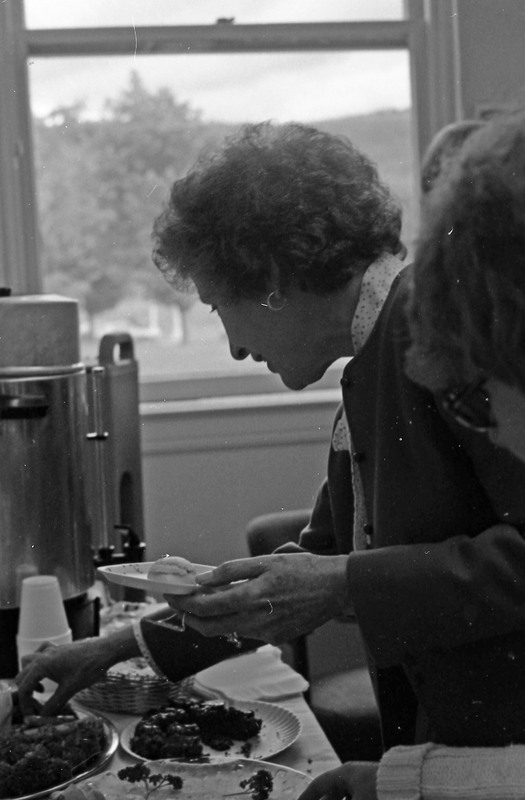 1984 Employees, Party 07
