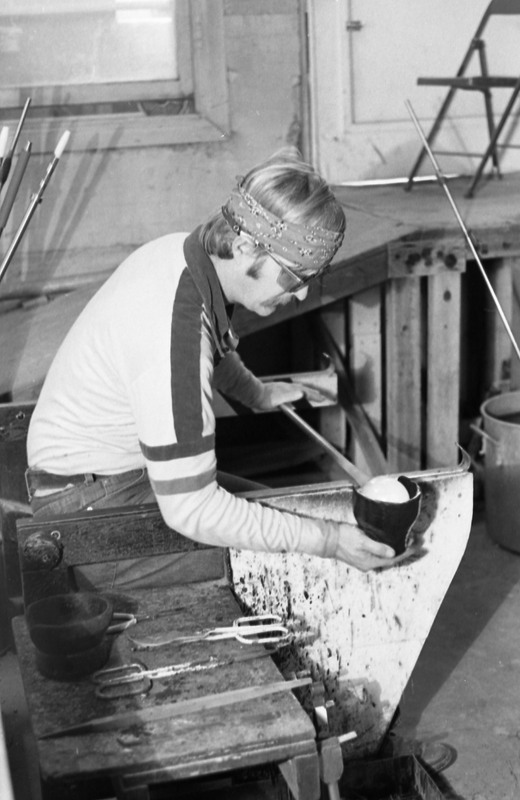 1978 Art, Glass Sculpting 05