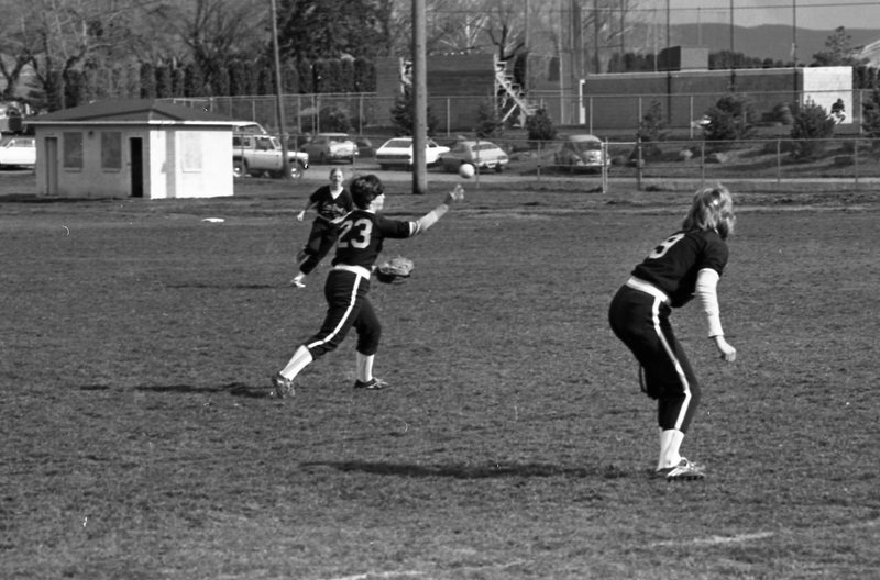 1982 Women's Softball Game - EOSC vs. EWU 08