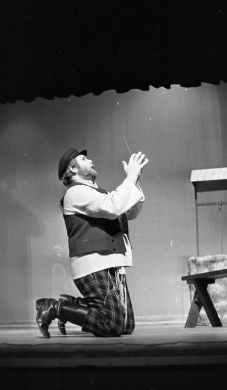 1973 "Fiddler on the Roof" 02