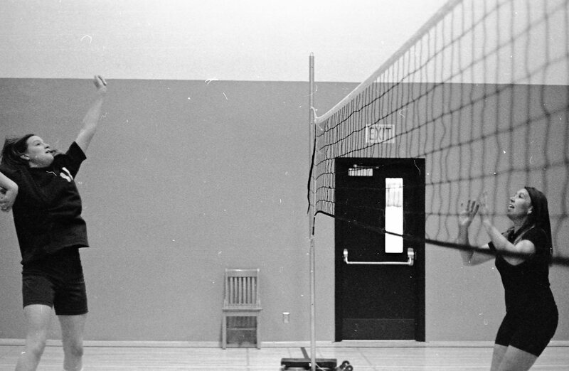 1972 Volleyball Action 08