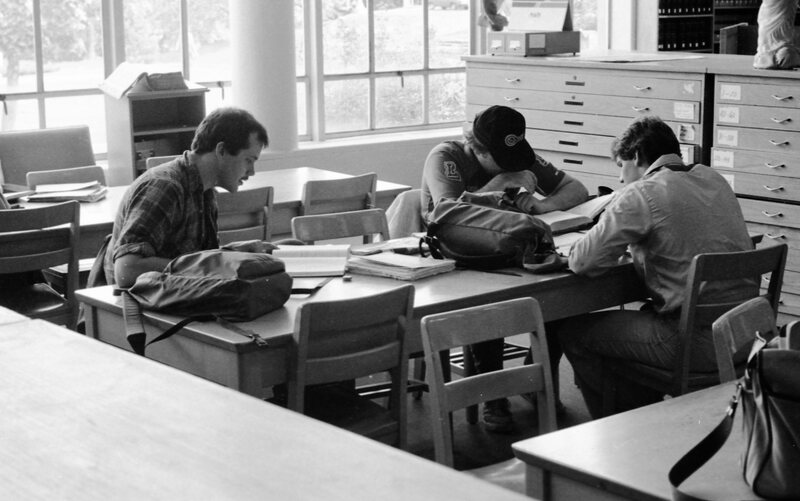 80's Walter M. Pierce Library, Usage 04