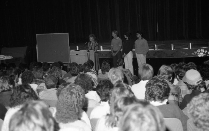 1985 Orientation, Indoors 09