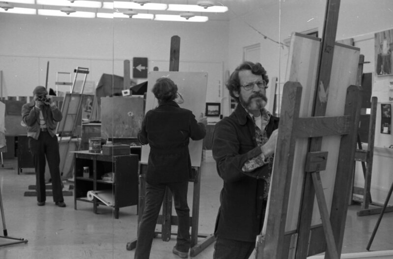 1976 Employees, Ian Gatley Sketching Photographer Mark Claesgens 05