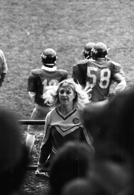 1985 Cheerleaders, Football Game 11