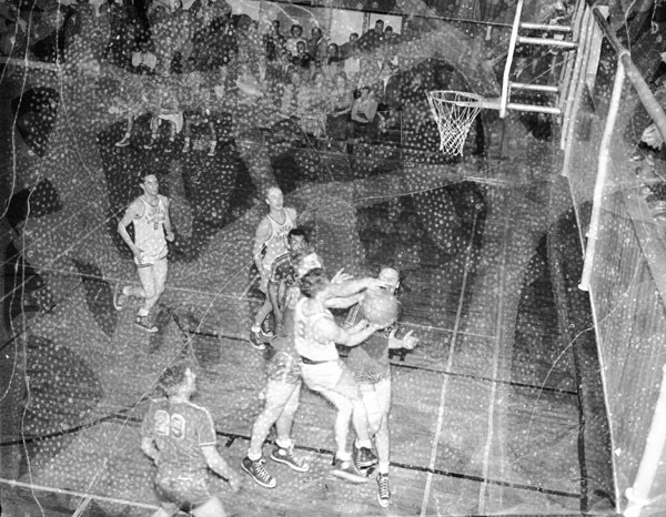 1949-50 Basketball Action 8