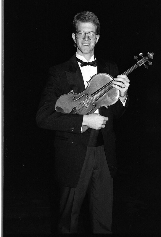 1990 Violinist, Clark Potter 06