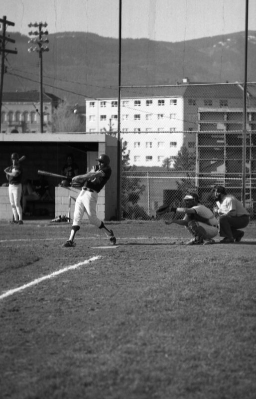 1985 Baseball, April Action 07