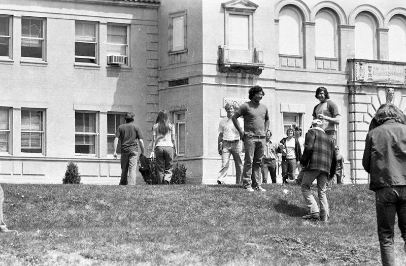 1974 Students, Outdoors 03