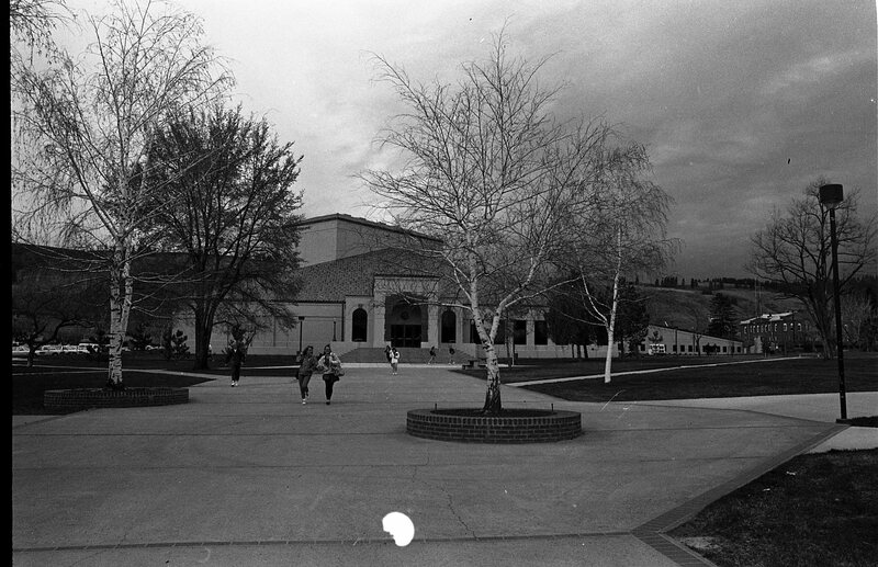 1991 Students, Walking 53
