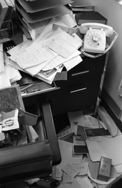 1978 Employee, Ralph Lewis' Office in Disarray 09