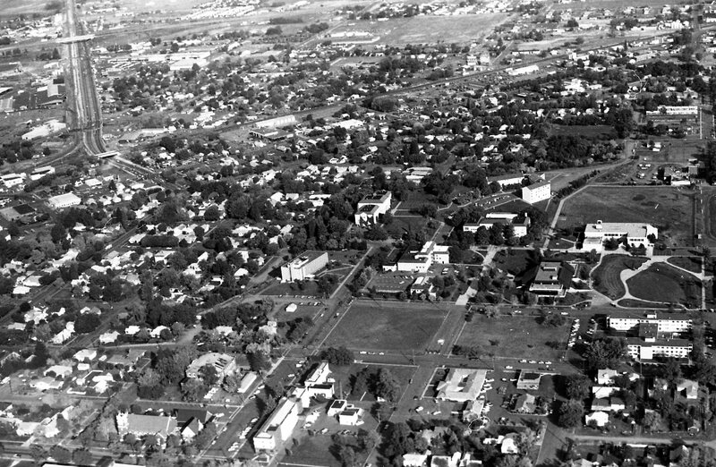 1984 Aerial Shot of EOSC Campus 07