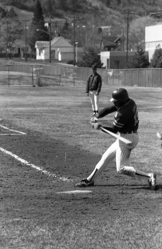 1985 Baseball, April Action 37