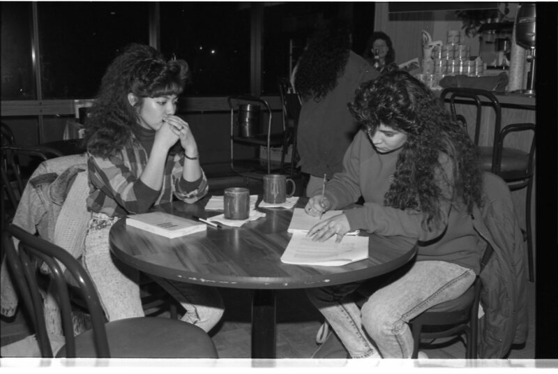 1990 Hoke Hall Cafeteria 06