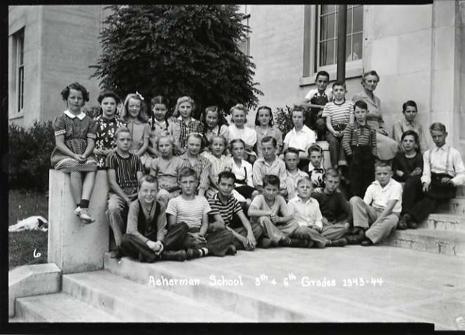 1943-44 Ackerman Elementary 1