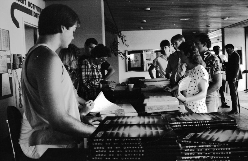1986 Hoke Information Counter, Fall Registration 09