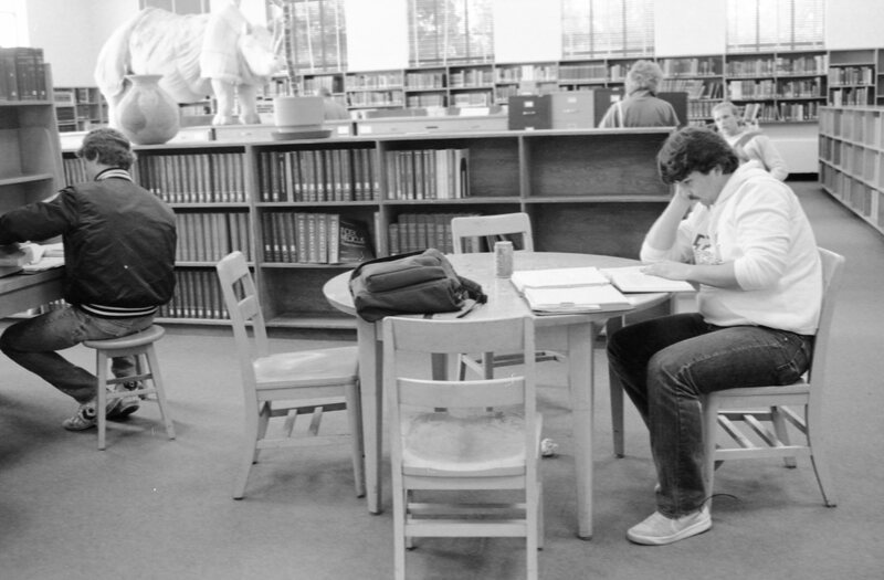 1986 Walter M. Pierce Library Usage 02