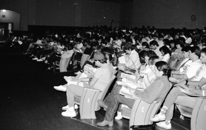1986 Orientation, Indoors 04