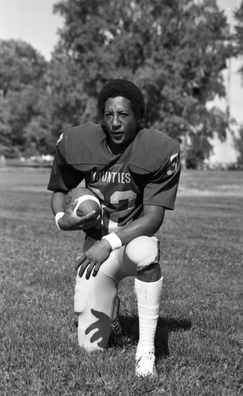 1981 Football Player 16