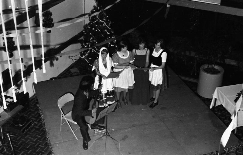1977 Intercultural Entertainment 35