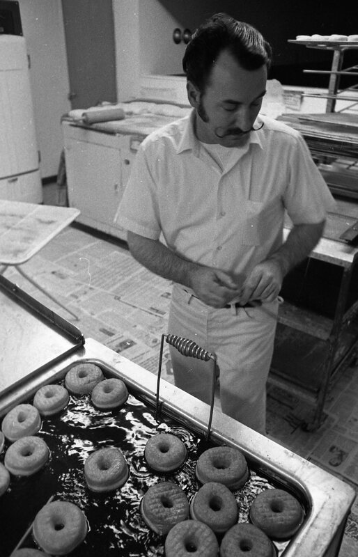 1974 Employee, Unidentified Cook 02