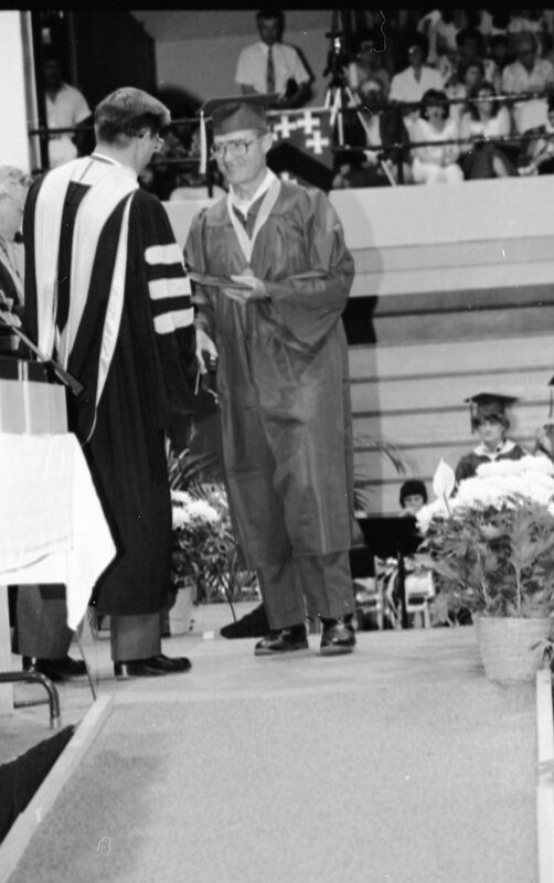 1987 Graduation 42
