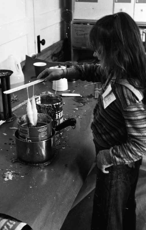 1982 Pioneer Days, Candle Making 01